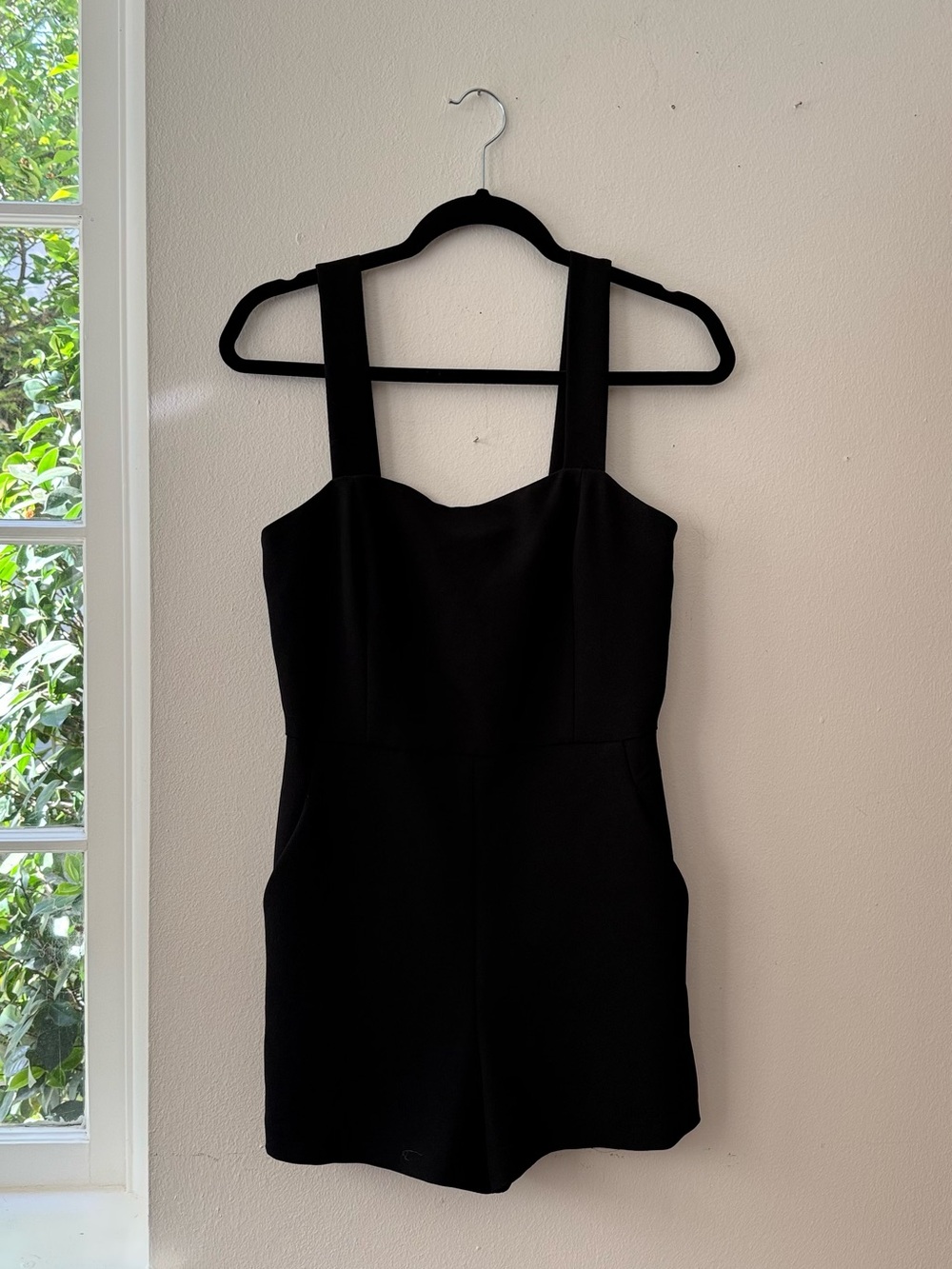 Forever 21 Black Sleeveless Romper Jumpsuit